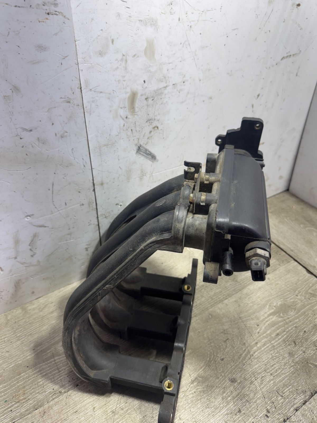 Коллектор впускной, 1900 рублей, Курган